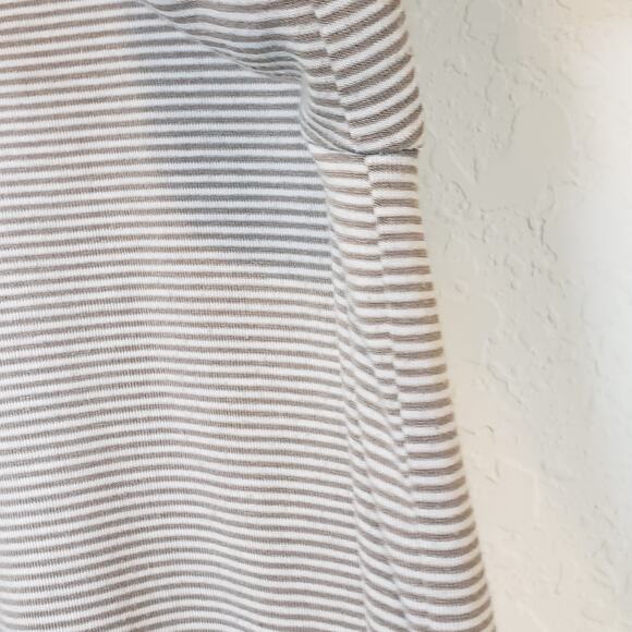 St. John Gray White Mini Striped 3/4 Sleeves Top Women's Medium - Picture 4 of 9